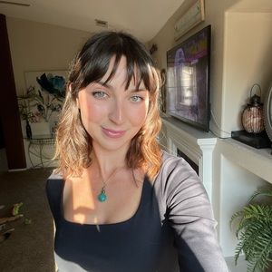 Meet your Posher, Gina